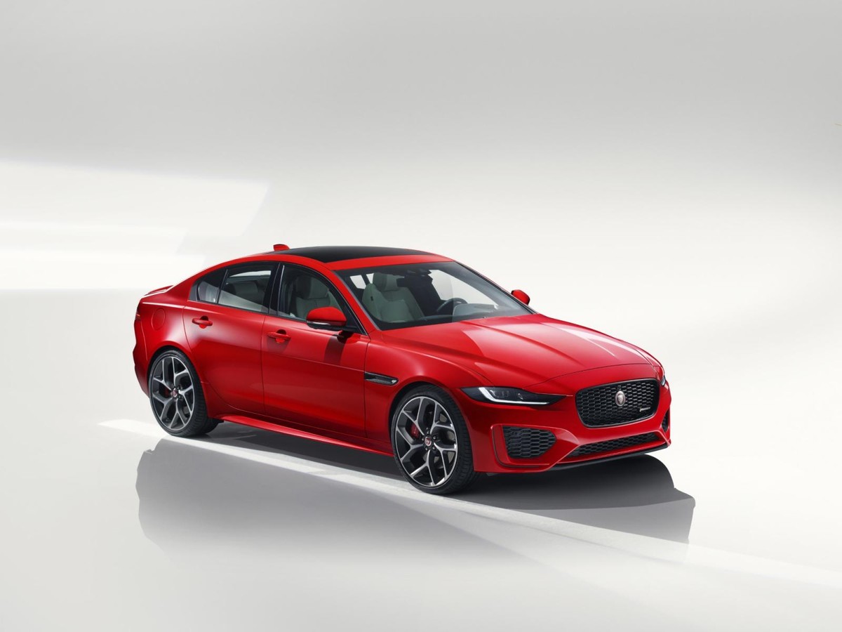 Jaguar Xe Refreshed For 2019 Cars Co Za